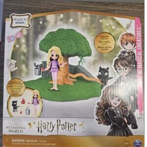 Wizarding World Harry Potter, Magical Minis Magical Creatures  Classroom NWT